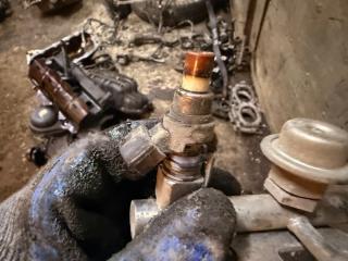 Запчасть форсунка топливная Subaru impreza 2007