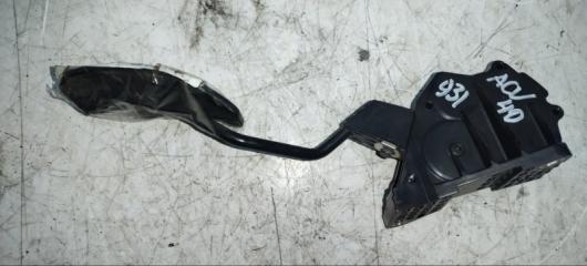 Запчасть педаль газа toyota camry