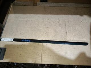 Молдинг двери задний правый toyota camry