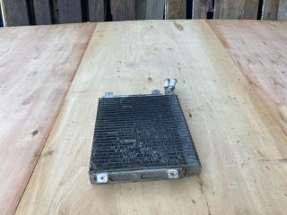 Радиатор охлаждения правый Jaguar XF 2009