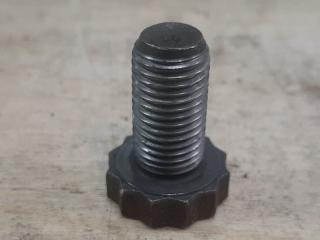 Запчасть болт маховика ford Kuga