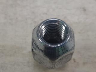 Запчасть гайка колеса HYUNDAI Grandeur