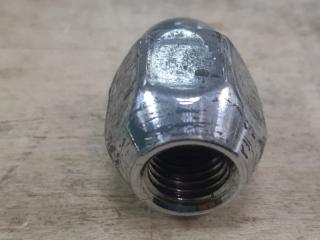 Запчасть гайка колеса HYUNDAI Grandeur