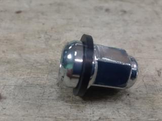 Фото запчасти гайка колеса honda Civic Б/У запчасть Запчасть гайка колеса honda Civic