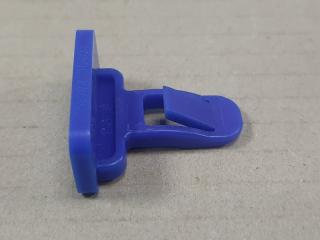 Запчасть клипса toyota CH-R 2017