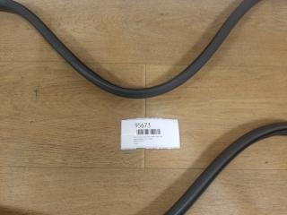 Уплотнитель дверного проема задний левый Mazda 3 2010 BL LF