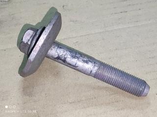 Фото запчасти болт honda CR-V Б/У запчасть Запчасть болт honda CR-V