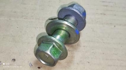 Фото запчасти болт honda CR-V Б/У запчасть Запчасть болт honda CR-V