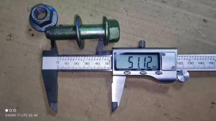 Фото запчасти болт honda CR-V Б/У запчасть Запчасть болт honda CR-V