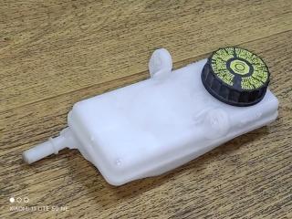 Запчасть бачок тормозной citroen C4 2016