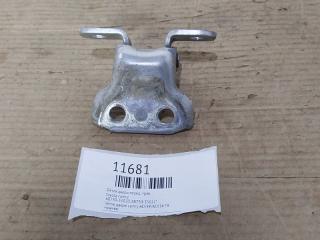 Запчасть петля двери передняя правая toyota camry