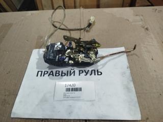 Запчасть замок двери передний левый toyota