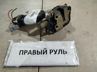 Запчасть замок двери передний правый toyota