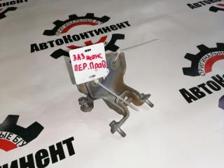 Запчасть петля двери передняя правая Chevrolet Lanos 2010