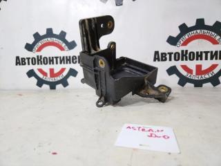 Фото запчасти кронштейн Opel Astra 2008 Б/У запчасть Запчасть кронштейн Opel Astra 2008