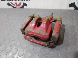 Суппорт задний правый toyota chaser 1995