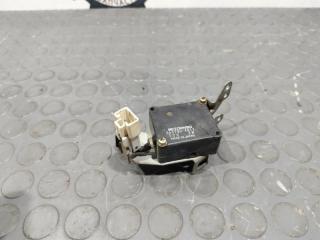 Запчасть привод заслонок отопителя toyota chaser 1995