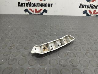 Запчасть кронштейн бампера передний левый ford focus 2013