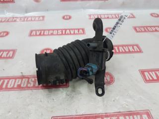 Запчасть патрубок воздушного фильтра TOYOTA RACTIS 06.2007