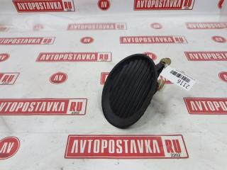Запчасть заглушка бампера передняя правая TOYOTA IPSUM