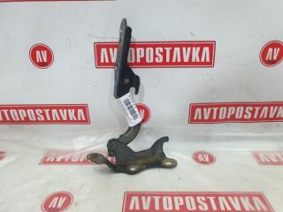 Запчасть петля капота передняя правая TOYOTA SIENTA 07.2004
