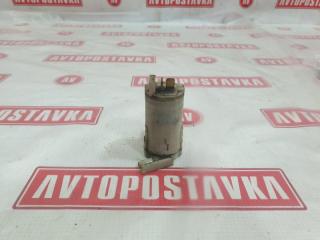 Фото запчасти насос омывателя HONDA FIT контрактная запчасть Запчасть насос омывателя HONDA FIT