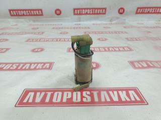 Фото запчасти насос омывателя HONDA FIT контрактная запчасть Запчасть насос омывателя HONDA FIT