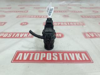 Запчасть насос омывателя левый TOYOTA HARRIER