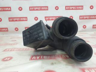 Патрубок воздушного фильтра HARRIER 03.2001 MCU15W 1MZ-FE