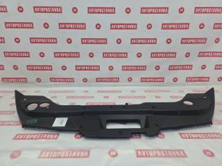 Фото запчасти накладка на решетку радиатора NISSAN BLUEBIRD SYLPHY контрактная запчасть Запчасть накладка на решетку радиатора NISSAN BLUEBIRD SYLPHY