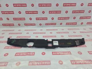 Запчасть накладка на решетку радиатора HONDA STREAM