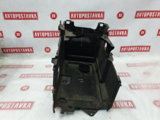 Крепление аккумулятора MAZDA AXELA 18.10.2008г.