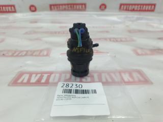 Фото запчасти насос омывателя TOYOTA VITZ контрактная запчасть Запчасть насос омывателя TOYOTA VITZ