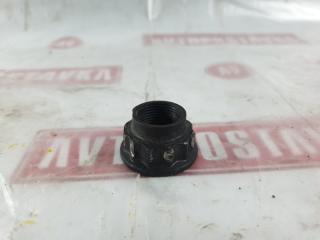 Запчасть гайка ступицы задняя TOYOTA HARRIER 02.2006