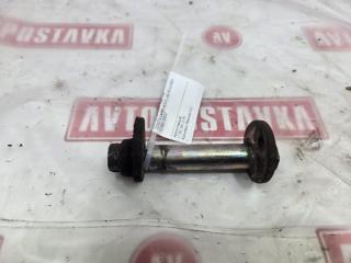 Запчасть болт развальный задний левый TOYOTA CAMRY 12.2002