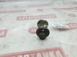 Фото запчасти болт развальный задний левый TOYOTA AVENSIS 11.2003 контрактная запчасть Запчасть болт развальный задний левый TOYOTA AVENSIS 11.2003