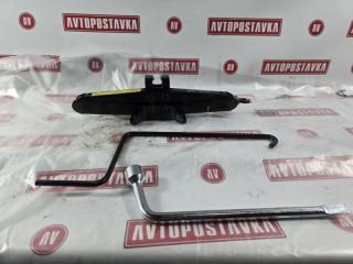 Фото запчасти домкрат TOYOTA AVENSIS 03.2006 контрактная запчасть Запчасть домкрат TOYOTA AVENSIS 03.2006