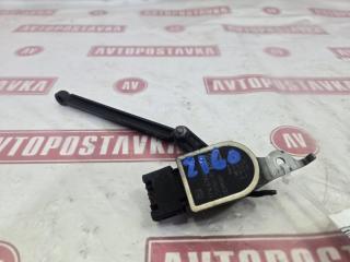 Запчасть датчик высоты дорожного просвета задний BMW 320I 05.2012