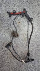 Запчасть датчик abs задний правый Toyota Crown Majesta 1998