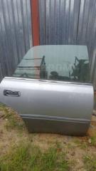 Запчасть дверь задняя правая Toyota Crown Majesta 1998