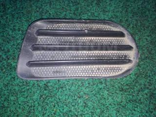 Запчасть заглушка бампера передняя левая Toyota WISH 2003