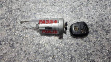 Фото запчасти замок зажигания Toyota Passo 2004 Б/У запчасть Запчасть замок зажигания Toyota Passo 2004