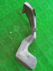 Запчасть защита горловины топливного бака Toyota Nadia 2001