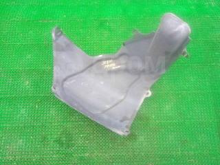 Запчасть защита горловины топливного бака Toyota Progres 1999