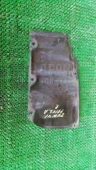 Запчасть защита двигателя правая Toyota Prius Alpha 2012