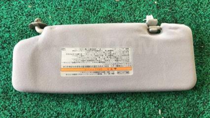 Фото запчасти козырек солнцезащитный правый Toyota Verossa 2003 Б/У запчасть Запчасть козырек солнцезащитный правый Toyota Verossa 2003