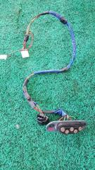 Запчасть контактная группа сдвижной двери задняя левая Toyota RAUM 1998