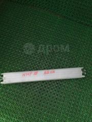 Фото запчасти корпус салонного фильтра Toyota AQUA 2013 Б/У запчасть Запчасть корпус салонного фильтра Toyota AQUA 2013