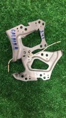 Запчасть крепление автомагнитолы Toyota Caldina 2003