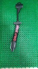 Фото запчасти крепление аккумулятора Toyota Alphard 2004 Б/У запчасть Запчасть крепление аккумулятора Toyota Alphard 2004